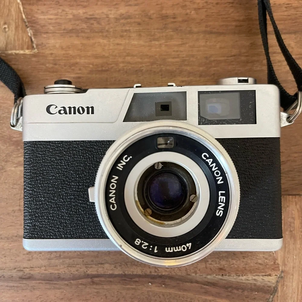 Vintage CANON : Canonet 28 Film Camera with Lens